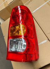 Load image into Gallery viewer, NEW TAIL LIGHT REAR REPLACEMENT HILUX KUN/GGN/TGN 2/05-5/11 RH, TY631520RH-CN