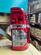 Load image into Gallery viewer, NEW TAIL LIGHT REAR REPLACEMENT FOR HILUX KUN/GGN/TGN 7/11-4/15, TY631820RH-CN