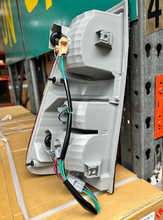 Load image into Gallery viewer, NEW TAIL LIGHT REAR REPLACEMENT FOR HILUX KUN/GGN/TGN 7/11-4/15, LH+RH, PAIR