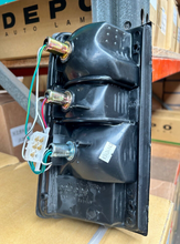 Load image into Gallery viewer, NEW TAIL LIGHT REAR REPLACEMENT FOR HILUX RN85 88-97 LH+RH WELLBACK ONLY