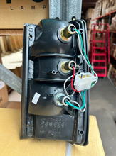 Load image into Gallery viewer, NEW TAIL LIGHT REAR REPLACEMENT FOR HILUX RN85 88-97 LH+RH WELLBACK ONLY
