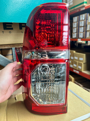 NEW TAIL LIGHT REAR REPLACEMENT FOR HILUX KUN/GGN/TGN 7/11-4/15, TY631820RH-CN