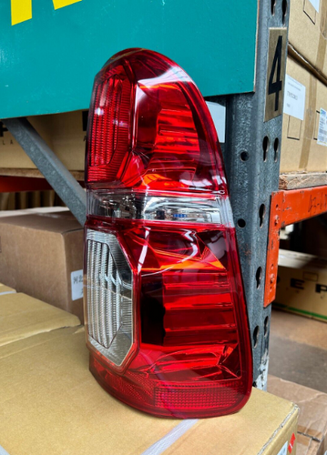 NEW TAIL LIGHT REAR REPLACEMENT FOR HILUX KUN/GGN/TGN 7/11-4/15, TY631820LH-CN